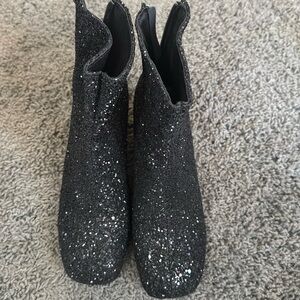 Black sparkly ladies boots, size 37, worn once
